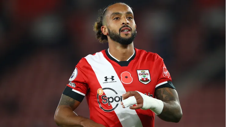 Theo Walcott of Southampton reacts during the Premier League match between Southampton and Newcastle United at St Mary's Stadium on November 06, 2020 in Southampton, England. Sporting stadiums around the UK remain under strict restrictions due to the Coronavirus Pandemic as Government social distancing laws prohibit fans inside venues resulting in games being played behind closed doors.