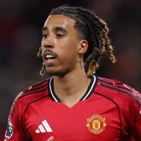 PSG mira Leny Yoro e rivaliza com Arsenal pelo zagueiro