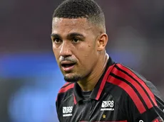 Flamengo recusa R$ 140 milhões para Lino jogar na Roma