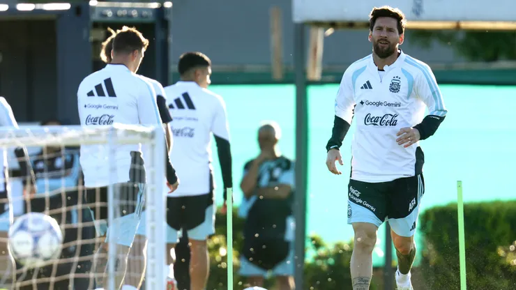 EZEIZA, ARGENTINA - OCTOBER 5: Lionel Messi of Argentina runs during a training session at Lionel Messi training facility on October 5, 2026 in Ezeiza, Argentina. (Photo by Marcos Brindicci/Getty Images)