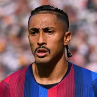 Raphinha assina contrato até 2030 e seguirá no Barcelona