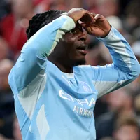 Doku brilha e City atropela o Liverpool em Anfield