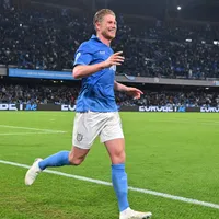 De Bruyne pode mudar de posição no Napoli por conselho de Allegri