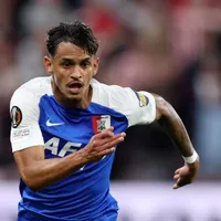 Patati alcança 50 jogos pelo AZ Alkmaar