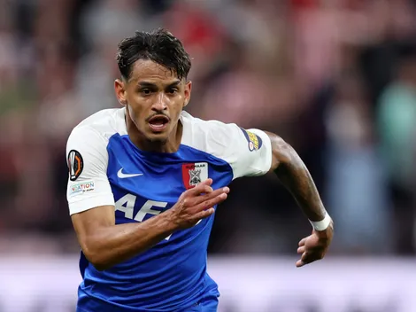 Patati alcança 50 jogos pelo AZ Alkmaar