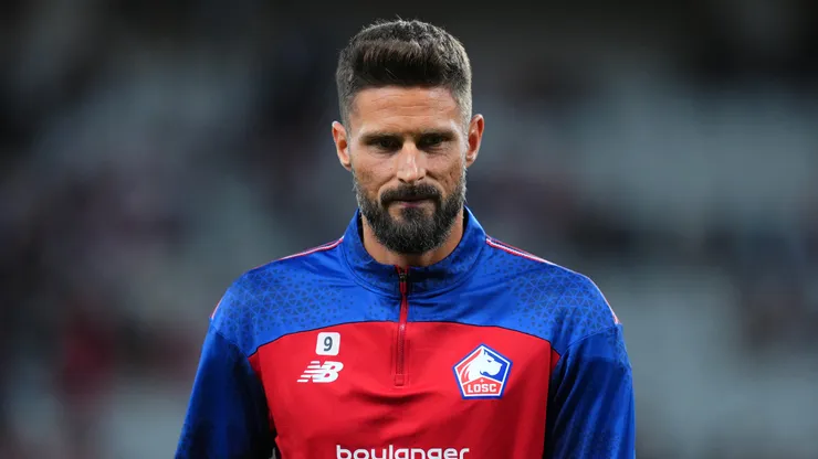 LILLE, FRANCE - SEPTEMBER 08: Olivier Giroud of LOSC Lille looks on as he warms up before the UEFA Champions League 2026/27 League Phase MD1 match between LOSC Lille and Real Betis Balompie at Stade Pierre Mauroy on September 08, 2026 in Lille, France. (Photo by Franco Arland/Getty Images)