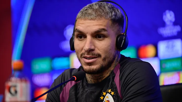 Lucas Torreira revelou torcida para Flamengo e Palmeiras. Foto: Anadolu Cem Tekkesinoglu/IMAGO