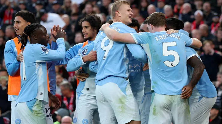 Manchester City enfrenta o PSG pela Champions.