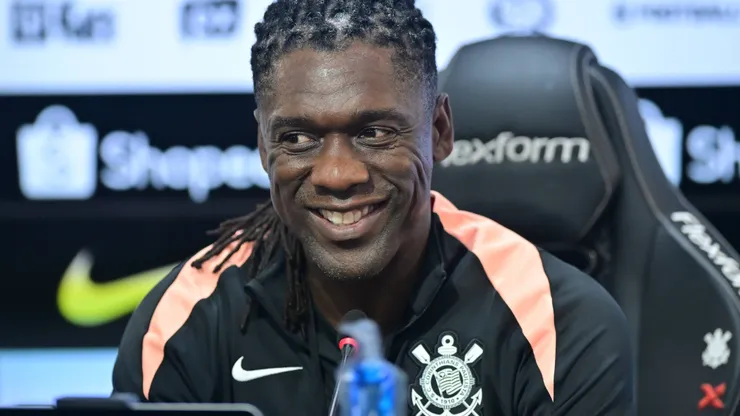 Seedorf comentou sobre seu trabalho no Milan. Foto: Eduardo Carmim/IMAGO/Sports Press Photo