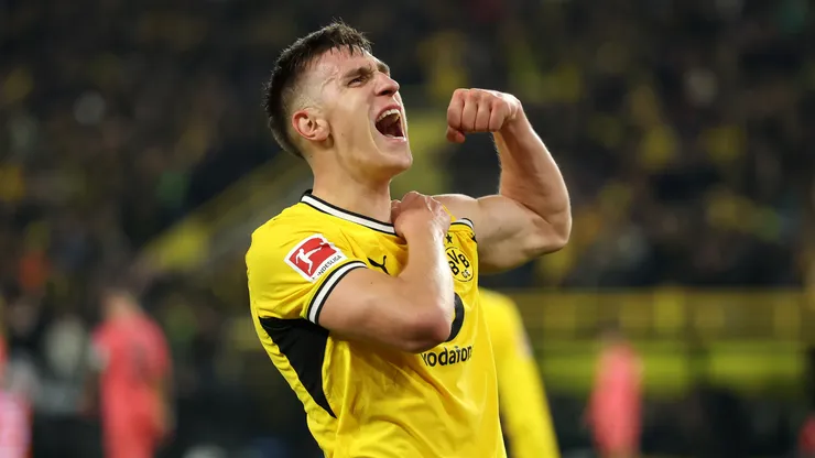 Nico Schlotterbeck, zagueiro do Borussia Dortmund. (Foto: Lars Baron/Getty Images)