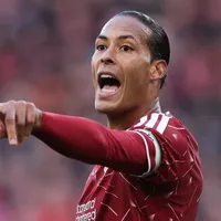 Análise: Liverpool precisa reduzir dependência defensiva de Van Dijk