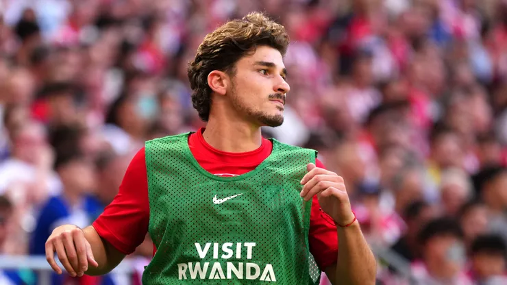 Julian Alvarez of Atletico de Madrid looks on during the LaLiga EA Sports 2026/27 match between Atletico de Madrid and Villarreal CF at Riyadh Air Metropolitano on August 23, 2026 in Madrid, Spain.