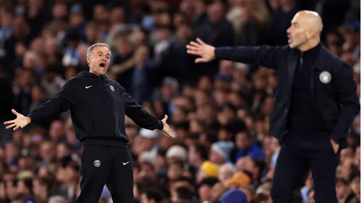 MANCHESTER, ENGLAND - OCTOBER 14: Luis Enrique, Head Coach of Paris Saint-Germain, reacts during the UEFA Champions League 2026/27 League Phase MD2 match between Manchester City and Paris Saint-Germain at City of Manchester Stadium on October 14, 2026 in Manchester, England. (Photo by Ryan Pierse/Getty Images)