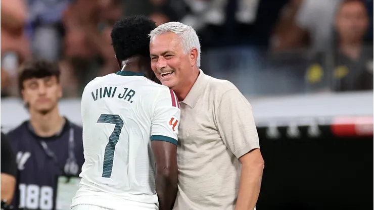 Mourinho elogia Vinicius Júnior no Real Madrid.
