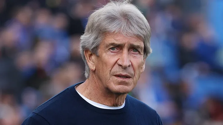 Manuel Pellegrini detona arbitragem em em derrota do Betis para o Barcelona. Foto: Florencia Tan Jun/Getty Images)