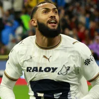 Juninho, ex-Flamengo, decide para o Pumas com dois gols