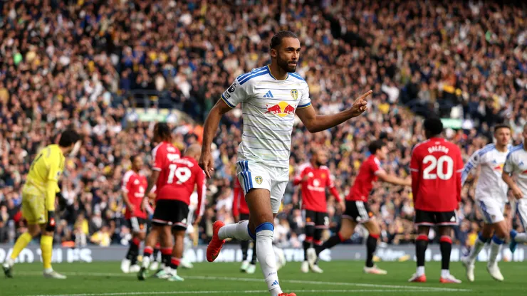 Calvert-Lewin marca contra o Manchester United. (Foto: Stu Forster/Getty Images)