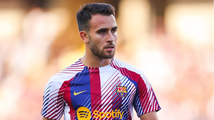 Eric García of FC Barcelona warm up prior to the Joan Gamper Trophy match between FC Barcelona and Tottenham Hotspur at Estadi Olimpic Lluis Companys on August 08, 2023 in Barcelona, Spain.