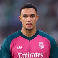 Arnold repensa futuro no Real Madrid e Liverpool observa mercado