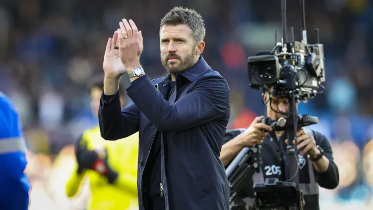 Leeds United v Manchester United, ManU Premier League Manchester United head coach Michael Carrick applauds the fans after the Leeds United v Manchester United Premier League match at Elland Road, Leeds, England on 18 October 2026 Credit: Phil Duncan/Every Second Media Editorial use only. All images are copyright Every Second Media Limited. No images may be reproduced without prior permission. All rights reserved. Premier League and Football League images are subject to licensing agreements with Football DataCo Limited. see https://www.football-dataco.com Copyright: xIMAGO/EveryxSecondxMediax ESM-2225-0062 PhilxDuncanx/xEveryxSecondxMediax