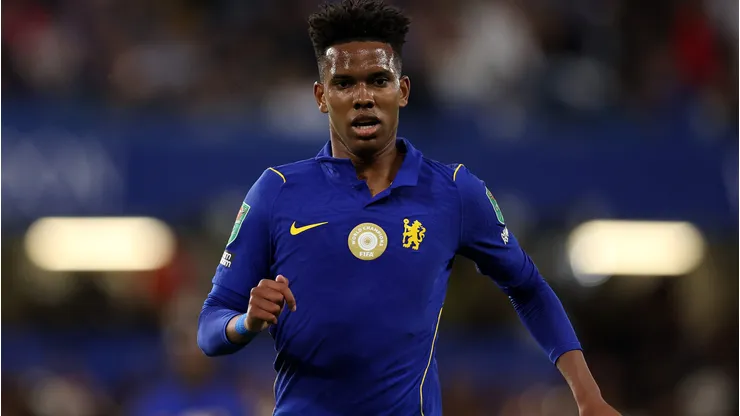 Estêvão aguarda por oportunidades no Chelsea.