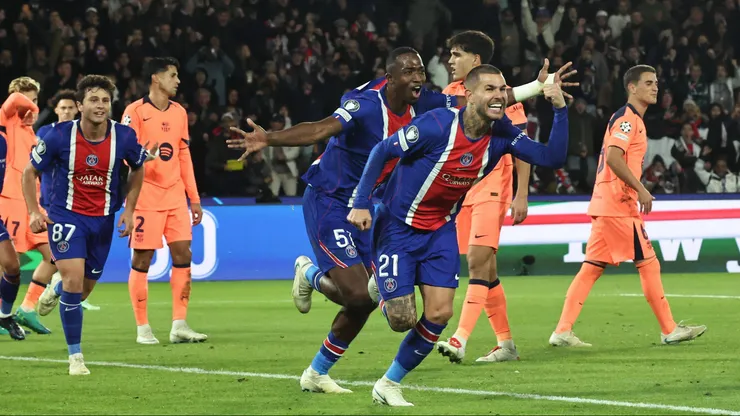 PSG BARCELONE PHOTOPQR/LE PARISIEN/LP / Fred Dugit Paris 20/10/2026 Sports Parc des Princes à Paris XVIe, le 20/10/2026 Ligue des champions de football PSG-Barcelone joie but Lucas Hernandez LP / Fred Dugit CHAMPIONS LEAGUE PSG BARCELONA *** Local Caption *** LP / Fred Dugit Paris 75 France PUBLICATIONxNOTxINxFRAxBELxSUIxUK Copyright: xPHOTOPQR/LExPARISIEN/MAXPPPxLPx/xFredxDugitx