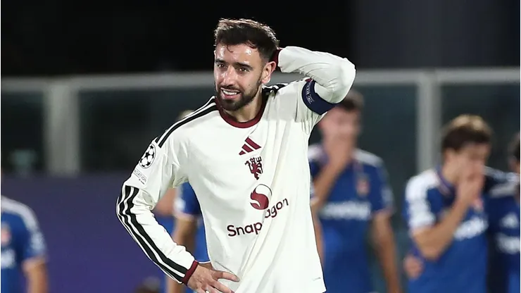 Bruno Fernandes teve a casa invadida durante jogo do Manchester United.