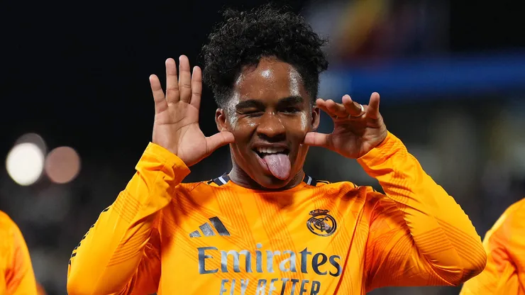Endrick of Real Madrid celebrates scoring his team's second goal during the Copa del Rey match between CD Leganes and Real Madrid CF at Estadio Municipal de Butarque on February 05, 2025 in Leganes, Spain.