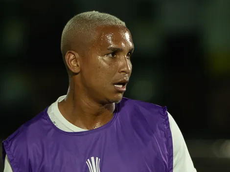 Deyverson celebra vaga do Estudiantes e alfineta o Flamengo