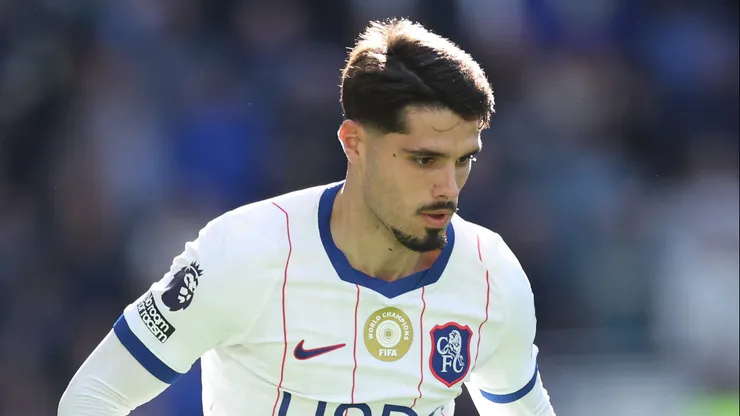 Pedro Neto tem demonstrado evolução no Chelsea.