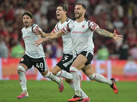 Estudiantes fatura alto com vaga na final