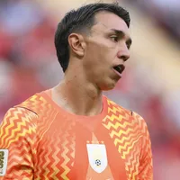 Análise: Muslera lembra Dibu Martínez em classificação histórica