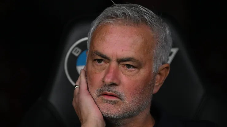 Mourinho rebate Fermín López antes do clássico. Foto: Denis Doyle/Getty Images)