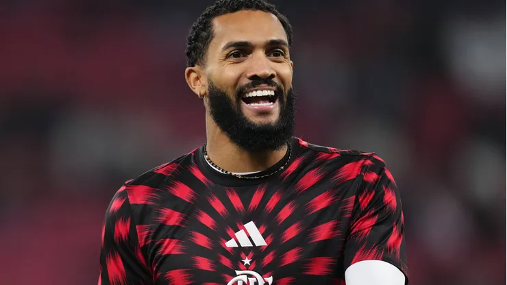 Juninho defendeu o Flamengo antes do Pumas. Foto: Jose Breton/IMAGO/NurPhoto