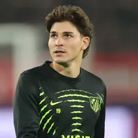 Julián Álvarez tende a seguir no Atlético de Madrid
