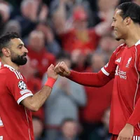 Van Dijk manda recado sobre Salah e elogia novo ataque do Liverpool