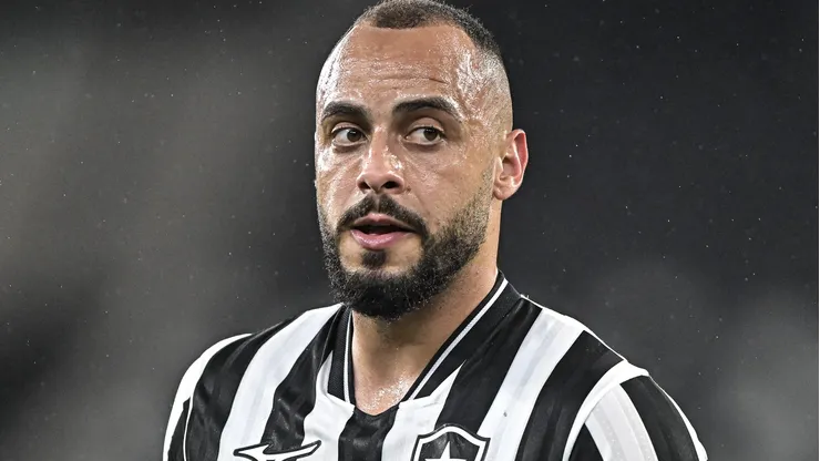 Arthur Cabral voltou a interessar o Tigres.
