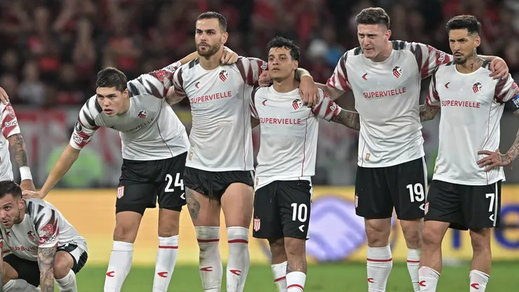 Estudiantes se classificou nos pênaltis.