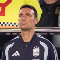 Scaloni retorna à Argentina em luto pela mãe