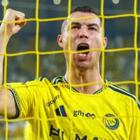 CR7 faz hat-trick e fica perto do gol mil