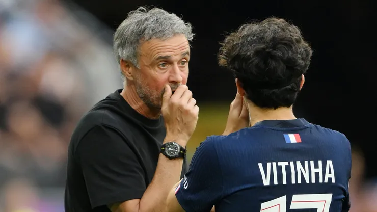 Vitinha é defendido por Luis Enrique após Bola de Ouro. Foto: David Ramos/Getty Images)