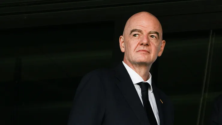 O presidente da FIFA, Gianni Infantino, assiste à partida entre Polônia e Argentina, válida pela primeira rodada da Copa do Mundo Feminina Sub-20 da FIFA, em 5 de setembro de 2026, em Katowice, Polônia. (Foto de Omar Marques/Getty Images)