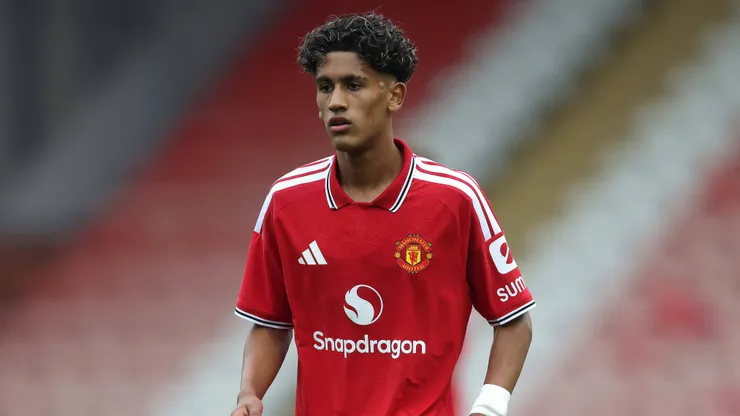 Real Madrid se aproxima de acordo por JJ Gabriel após joia do Manchester United recusar oferta do PSG. Foto: IMAGO / Crystal Pix